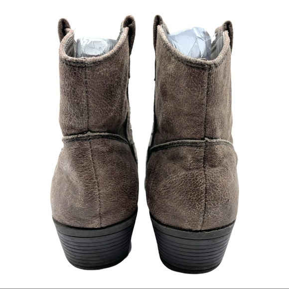 Madden Girl Sanoma Vegan Brown Taupe Short Western Boots Size 6.5 - Picture 3 of 15